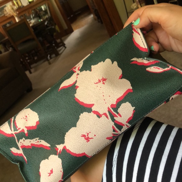 Tory Burch Kerrington Floral print tote - Picture 9 of 14